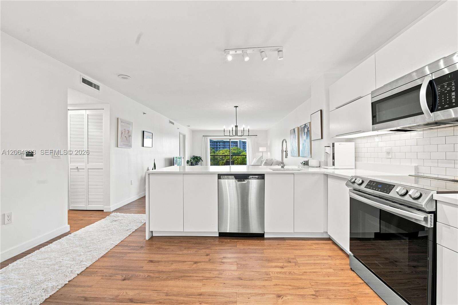 Cypress Bend Condominium Vii | Unit #505 Unit #505 | Picture 15