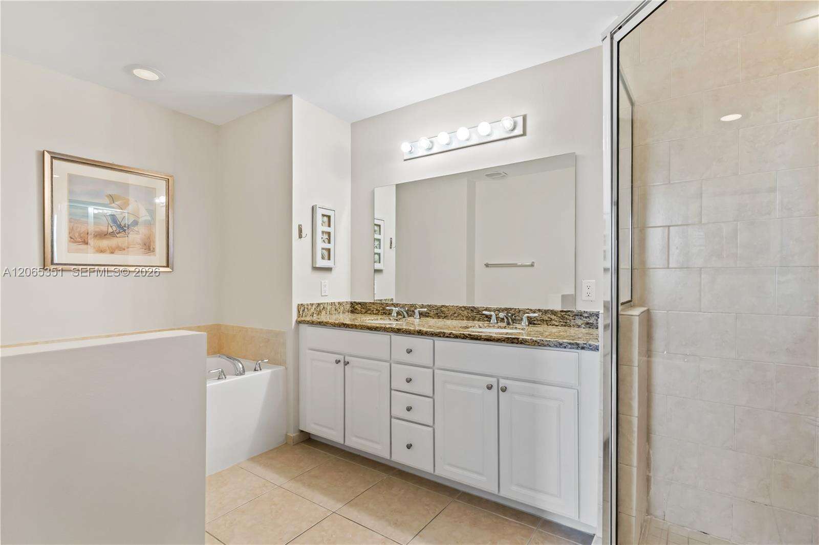 Alaqua | Unit #707 Unit #707 | Picture 18