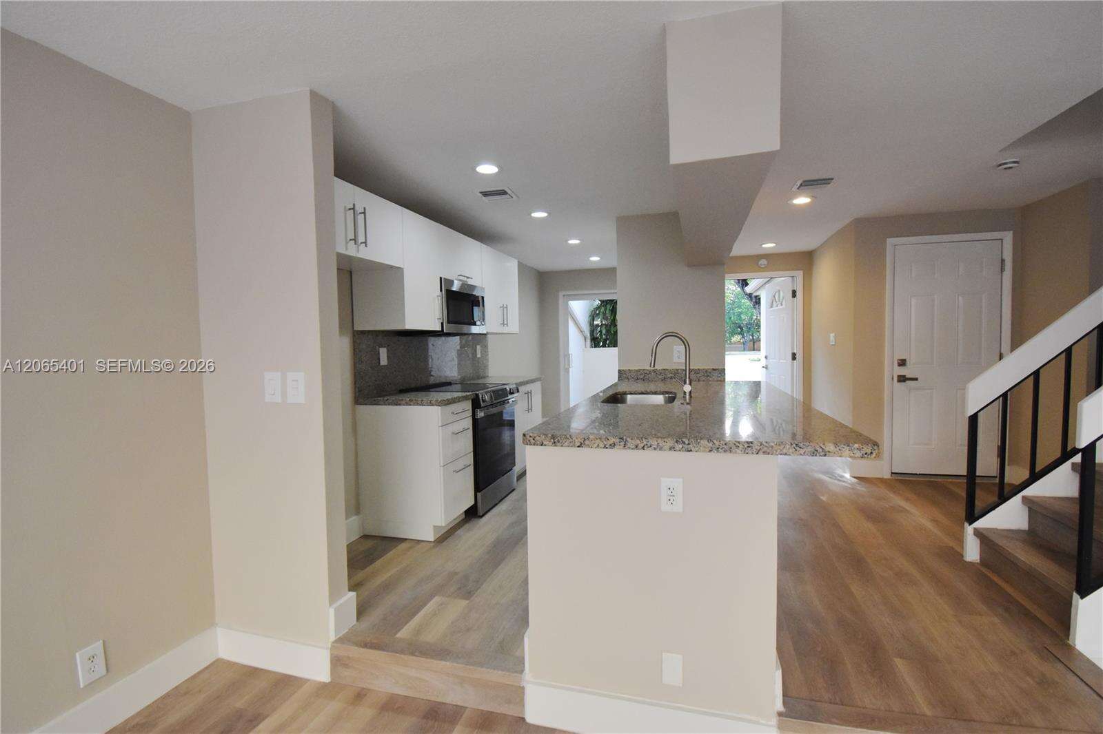 Townhouses At Jacaranda | Unit #2 Unit #2 | Picture 5
