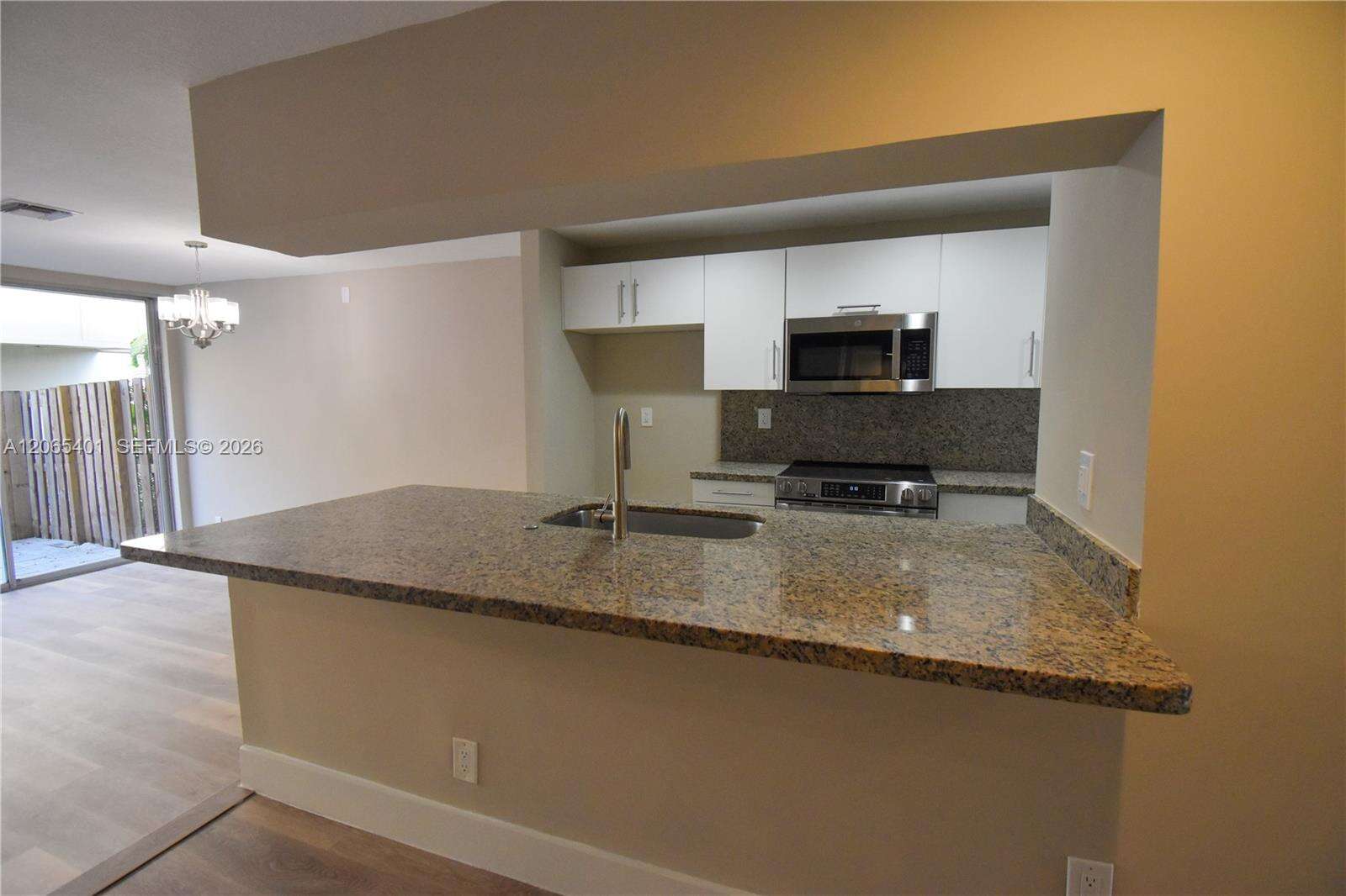 Townhouses At Jacaranda | Unit #2 Unit #2 | Picture 7