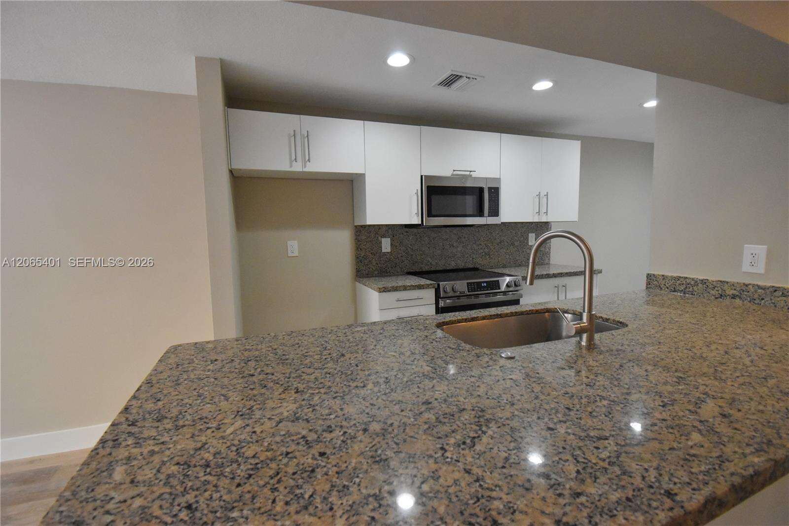 Townhouses At Jacaranda | Unit #2 Unit #2 | Picture 9