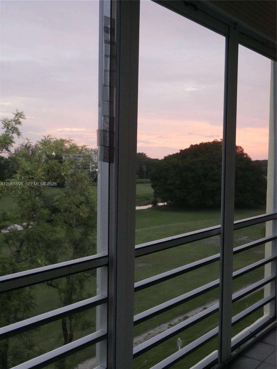 No 18 Palm Aire Country Club Apts | Unit #508 Unit #508 | Picture 14
