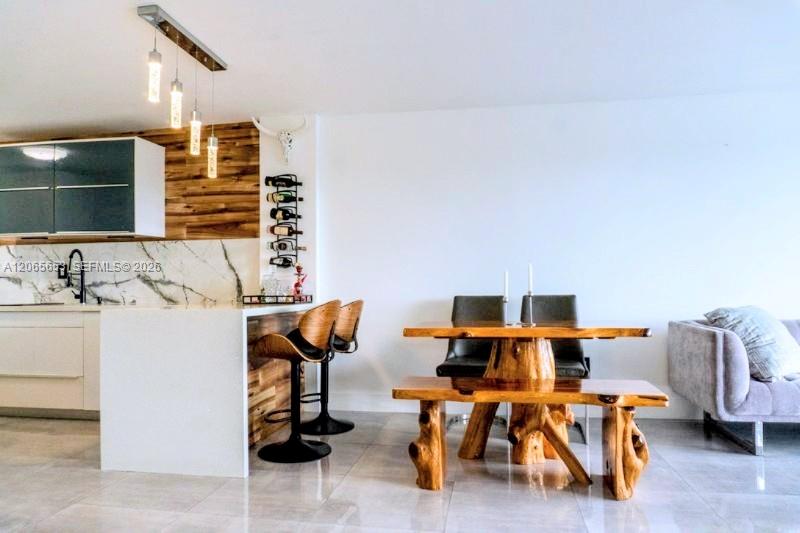 Andor Plaza | Unit #5C Unit #5C | Picture 7