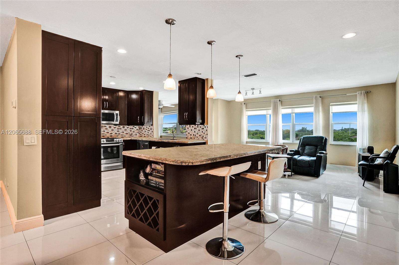First Gulfstream Garden Apts | Unit #501C Unit #501C | Picture 1