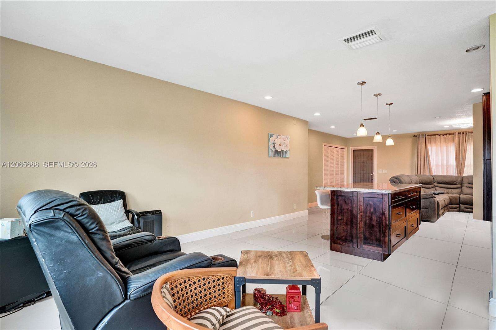 First Gulfstream Garden Apts | Unit #501C Unit #501C | Picture 16