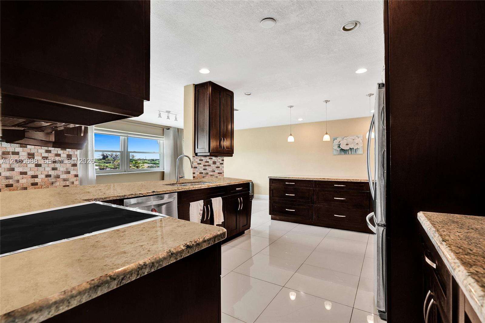 First Gulfstream Garden Apts | Unit #501C Unit #501C | Picture 18