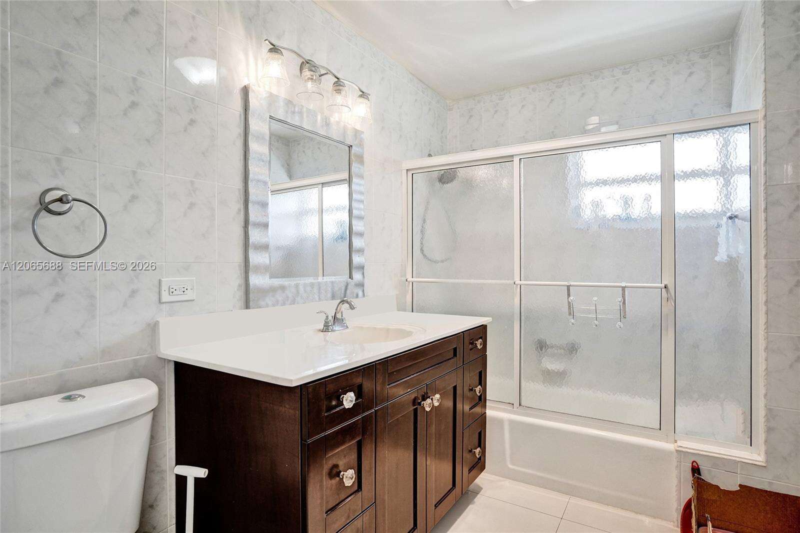 First Gulfstream Garden Apts | Unit #501C Unit #501C | Picture 21