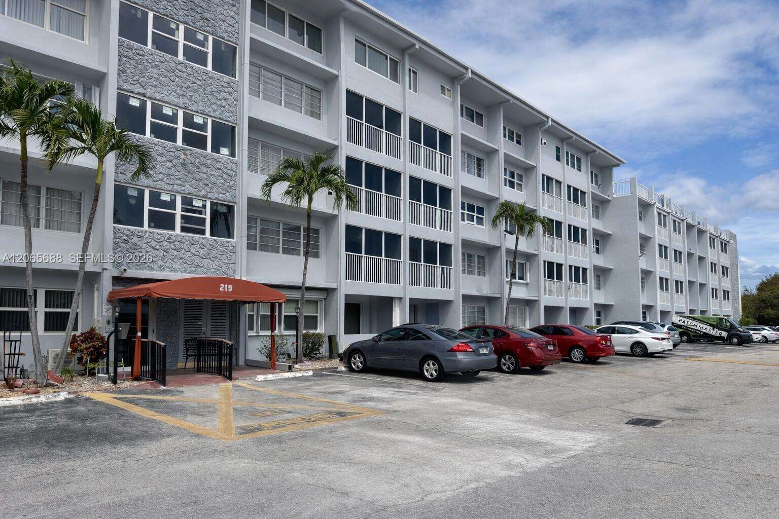 First Gulfstream Garden Apts | Unit #501C Unit #501C | Picture 36