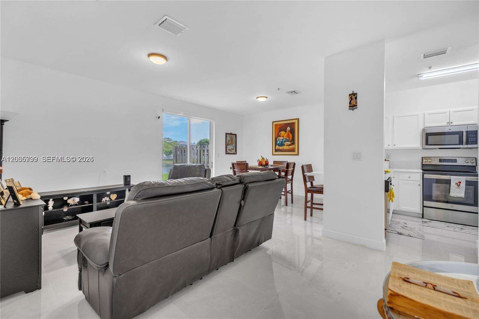 Fiji Condo No 1 | Unit #7 Unit #7 | Picture 8