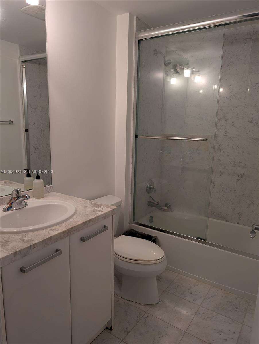 Vizcayne North | Unit #808 Unit #808 | Picture 3