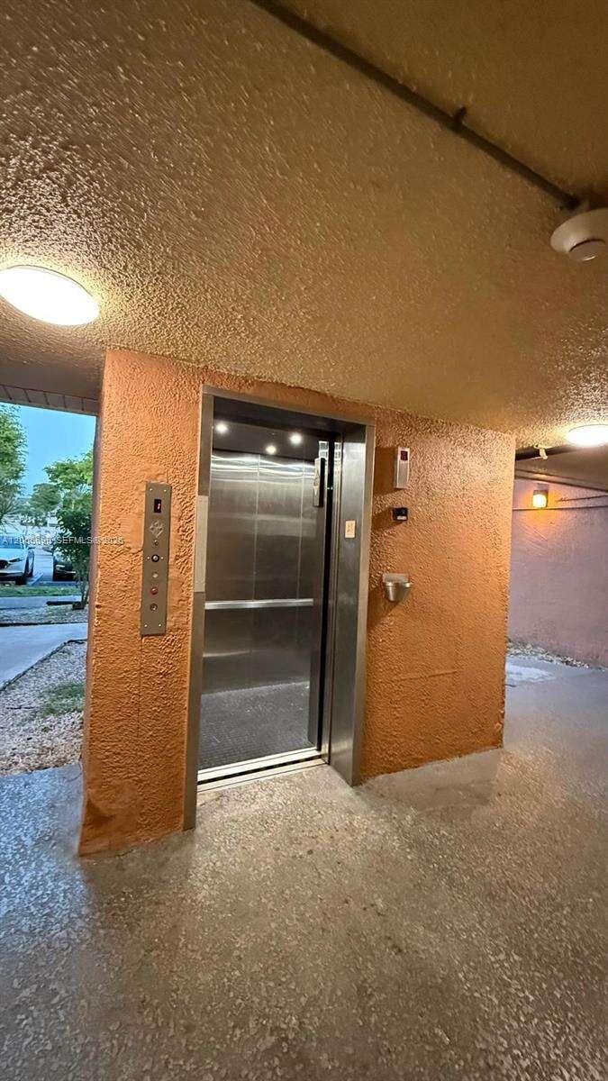 Lakeview Gardens At Miami Lakes | Unit #C3008 Unit #C3008 | Picture 2