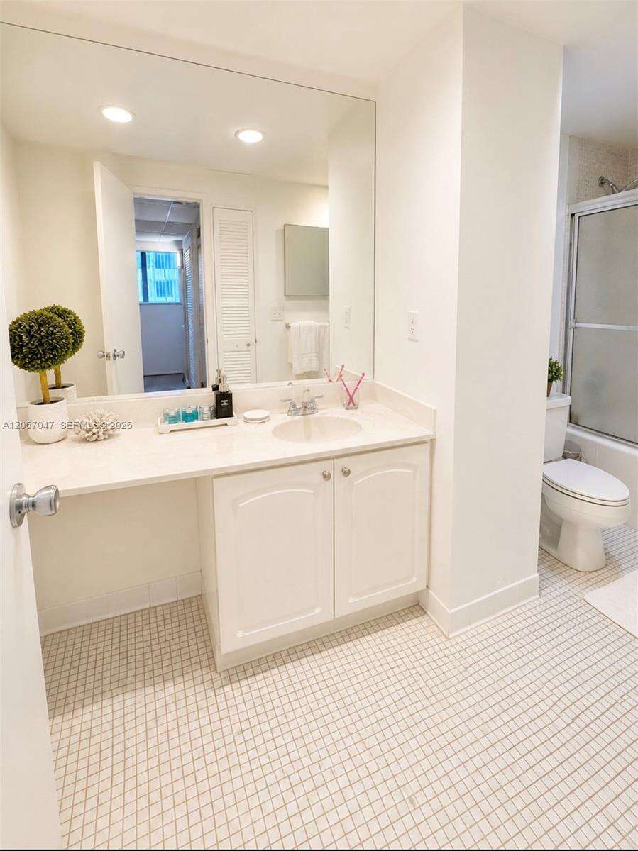 Sian Ocean Residences | Unit #4L Unit #4L | Picture 9