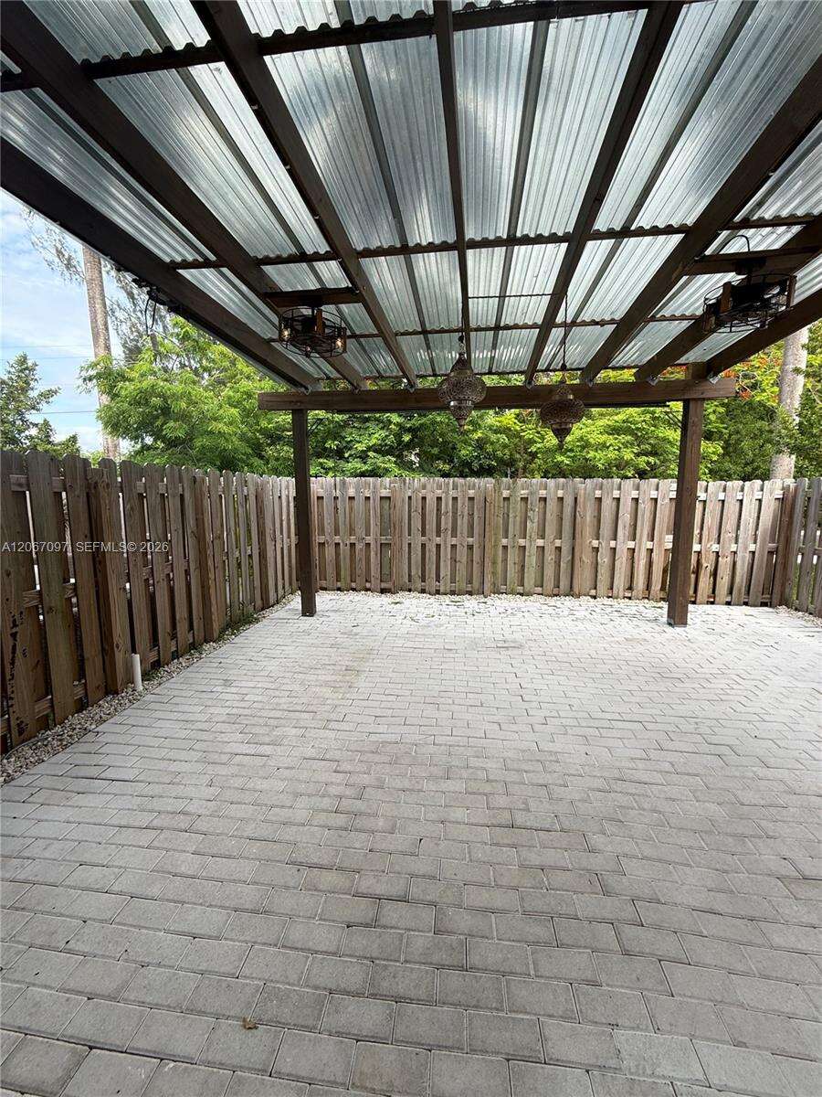 3700 Multi Family 10 21 U A | N/A N/A | Picture 5