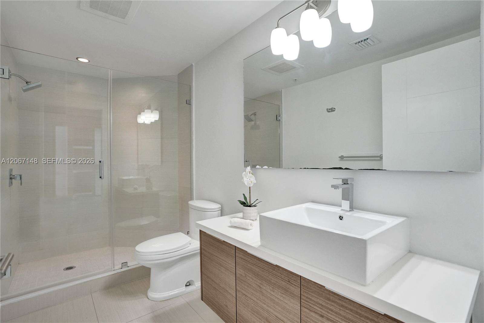 Brickell Ten | Unit #1708 Unit #1708 | Picture 13