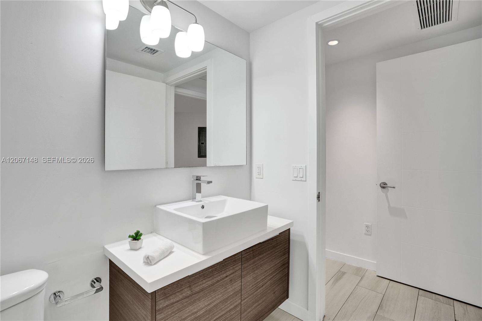 Brickell Ten | Unit #1708 Unit #1708 | Picture 25