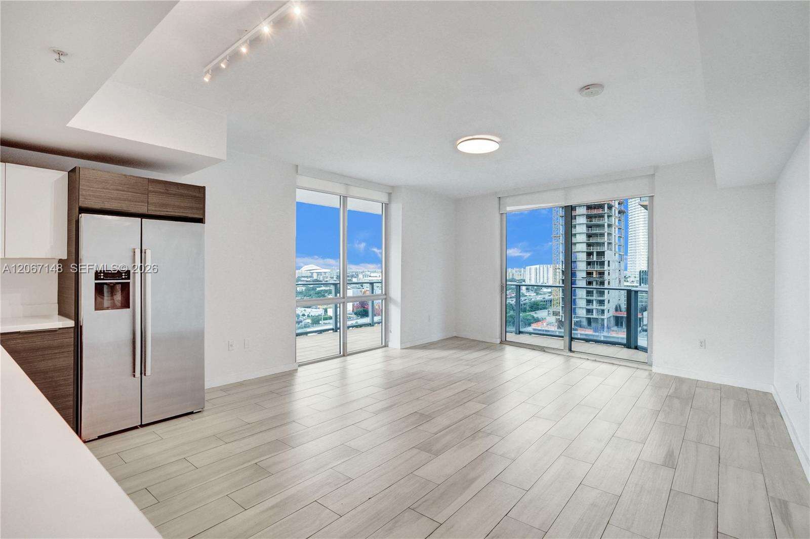 Brickell Ten | Unit #1708 Unit #1708 | Picture 5
