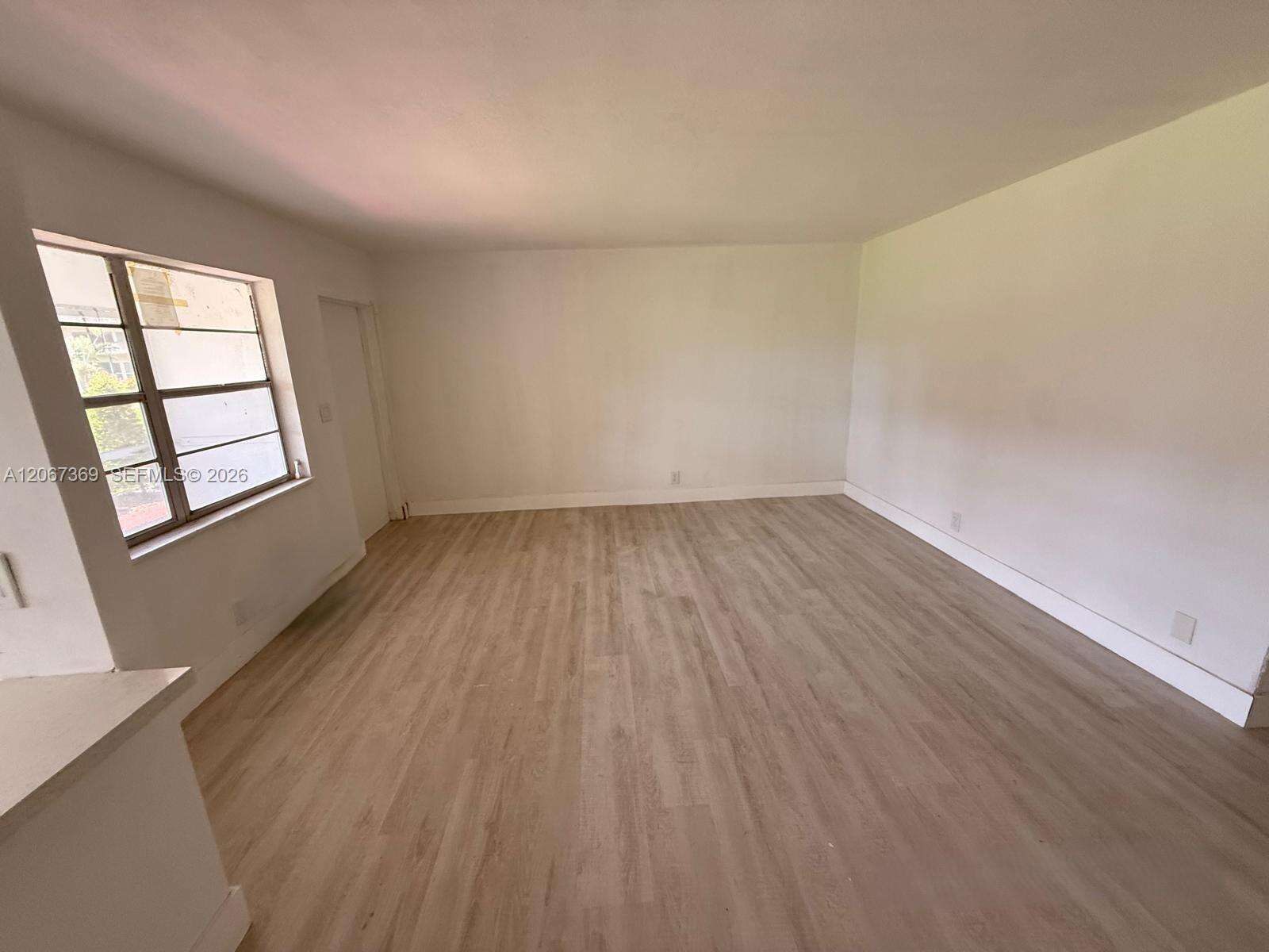 Beverly Hills Condo Number Eleven | Unit #T125 Unit #T125 | Picture 2