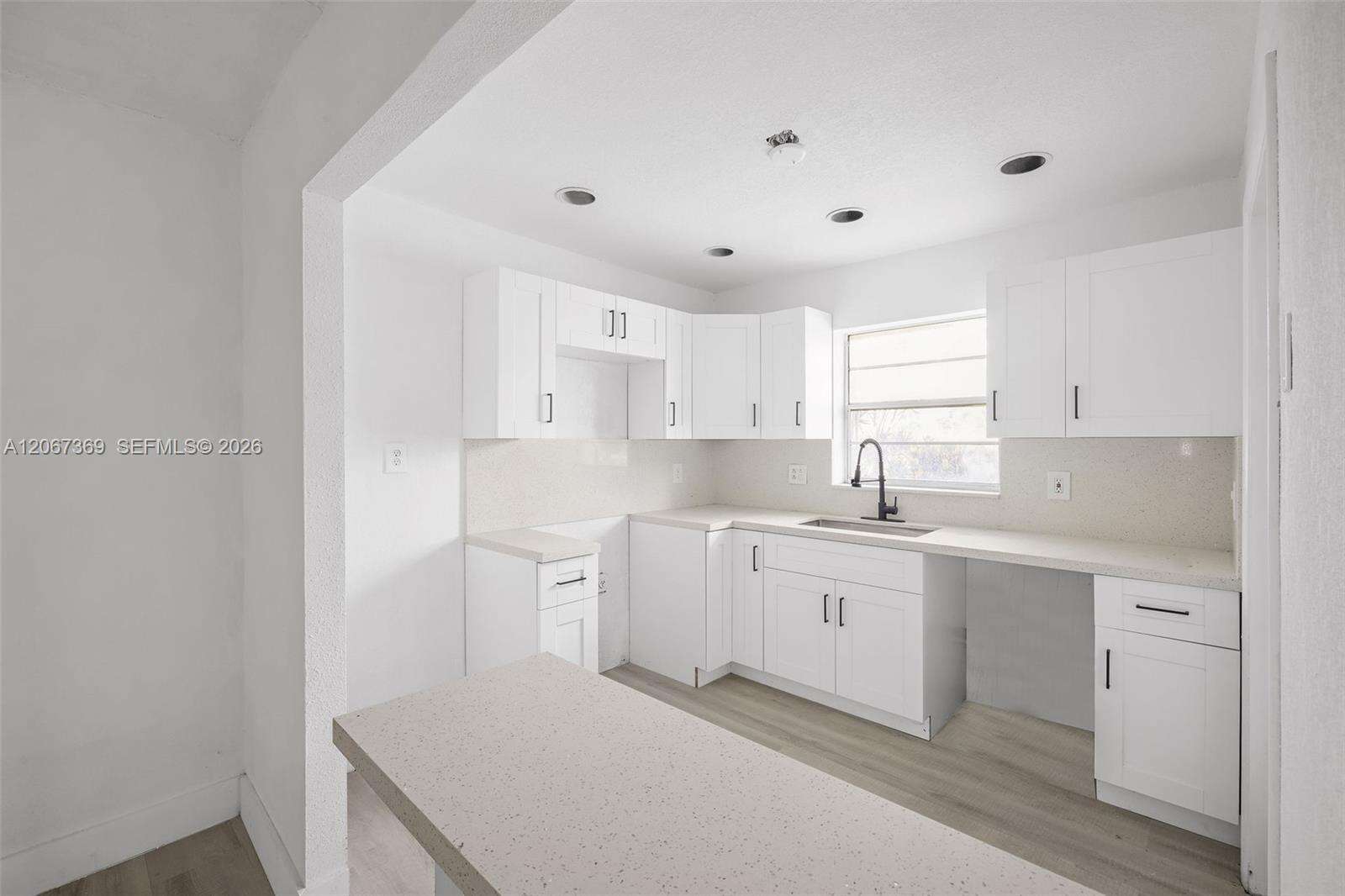 Beverly Hills Condo Number Eleven | Unit #T125 Unit #T125 | Picture 16