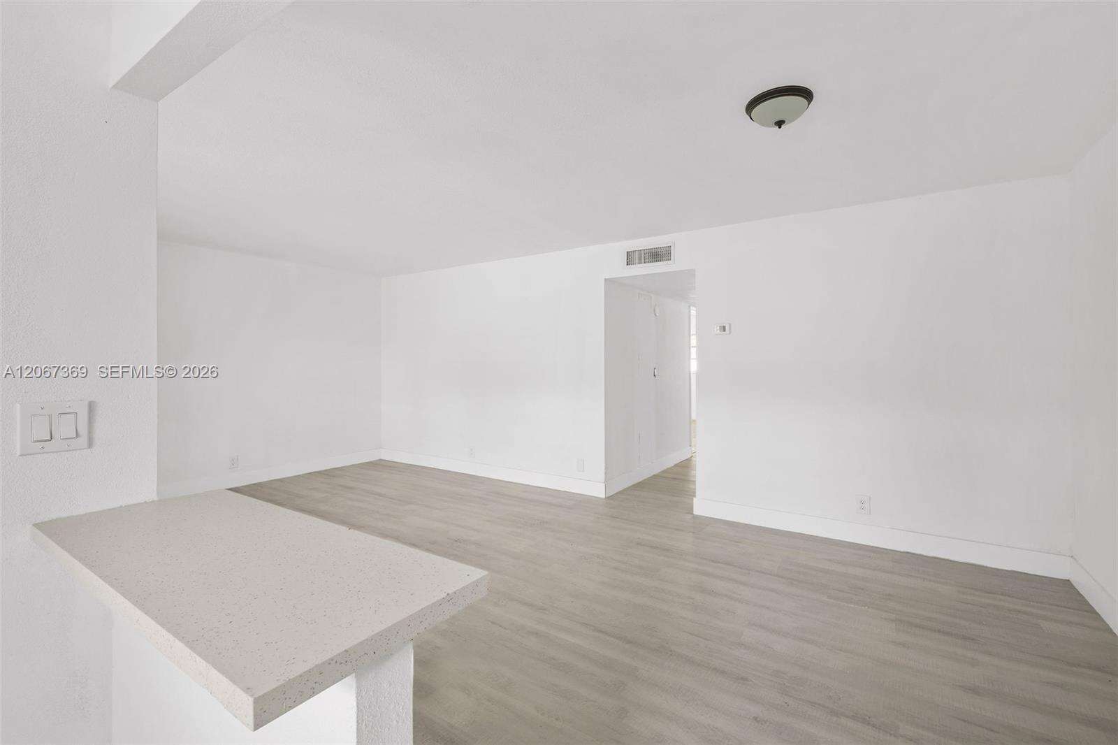 Beverly Hills Condo Number Eleven | Unit #T125 Unit #T125 | Picture 18