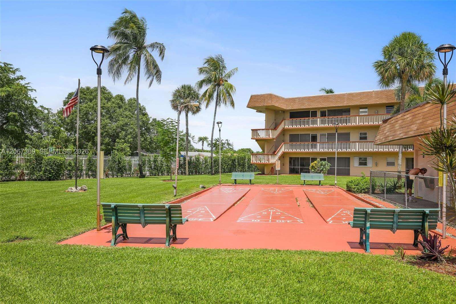Beverly Hills Condo Number Eleven | Unit #T125 Unit #T125 | Picture 32