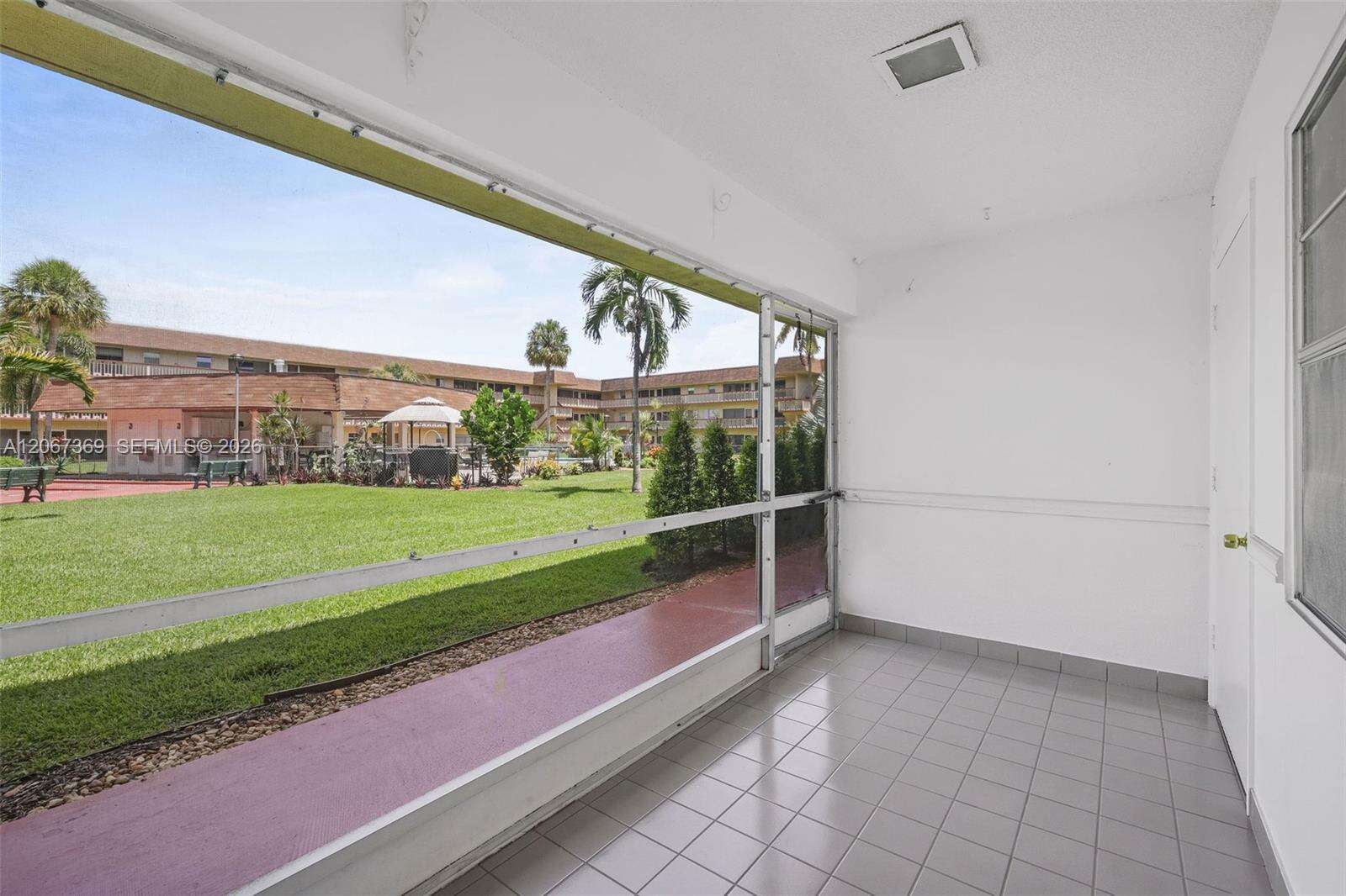 Beverly Hills Condo Number Eleven | Unit #T125 Unit #T125 | Picture 9