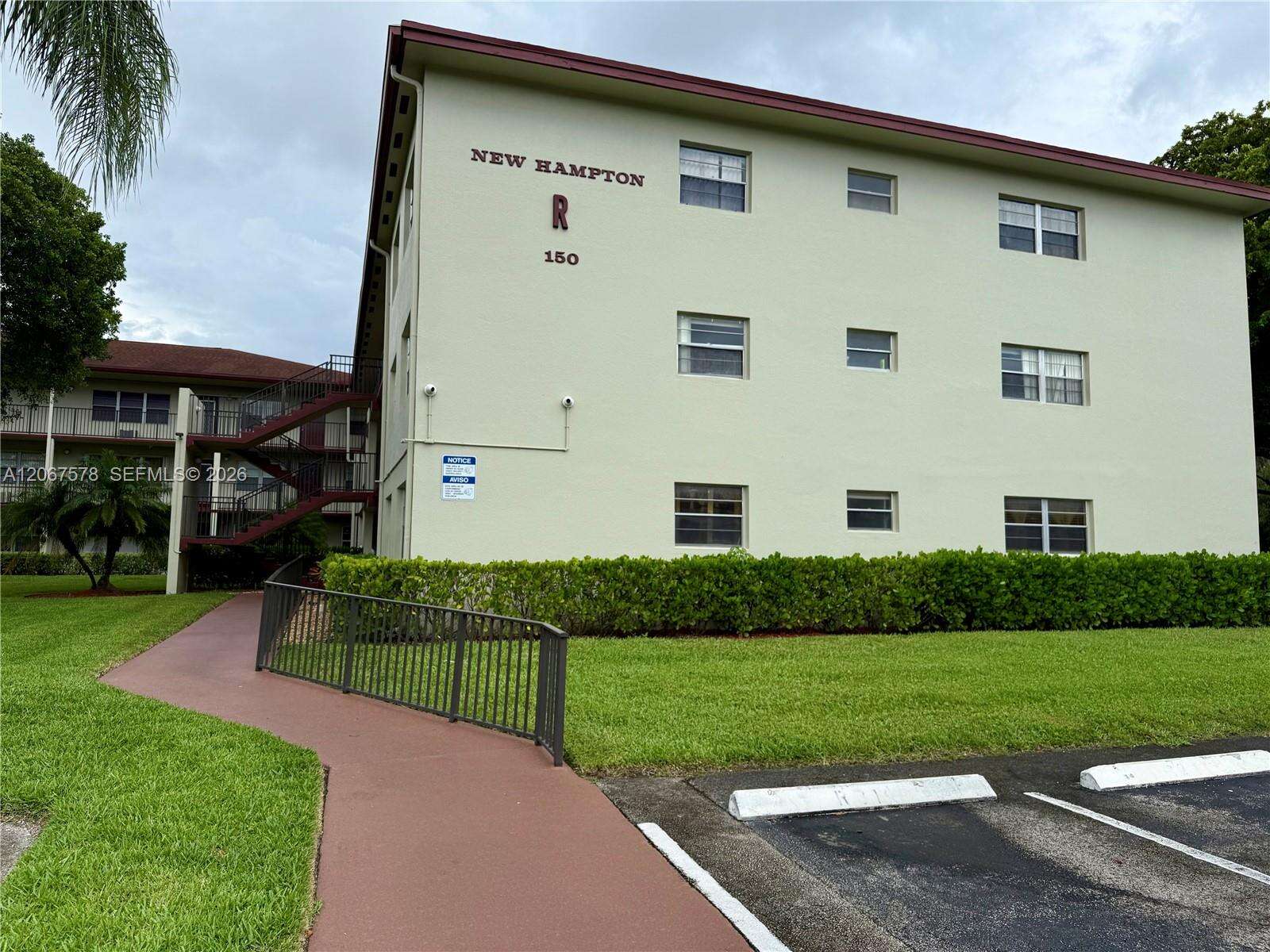 New Hampton At Century Village Condominium Iv | Unit #R109 Unit #R109 | Picture 1