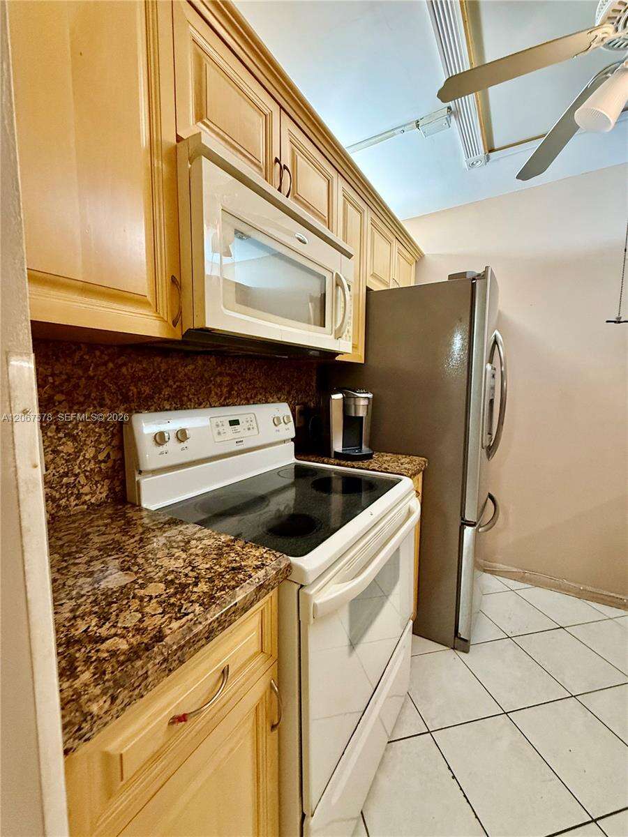 New Hampton At Century Village Condominium Iv | Unit #R109 Unit #R109 | Picture 16