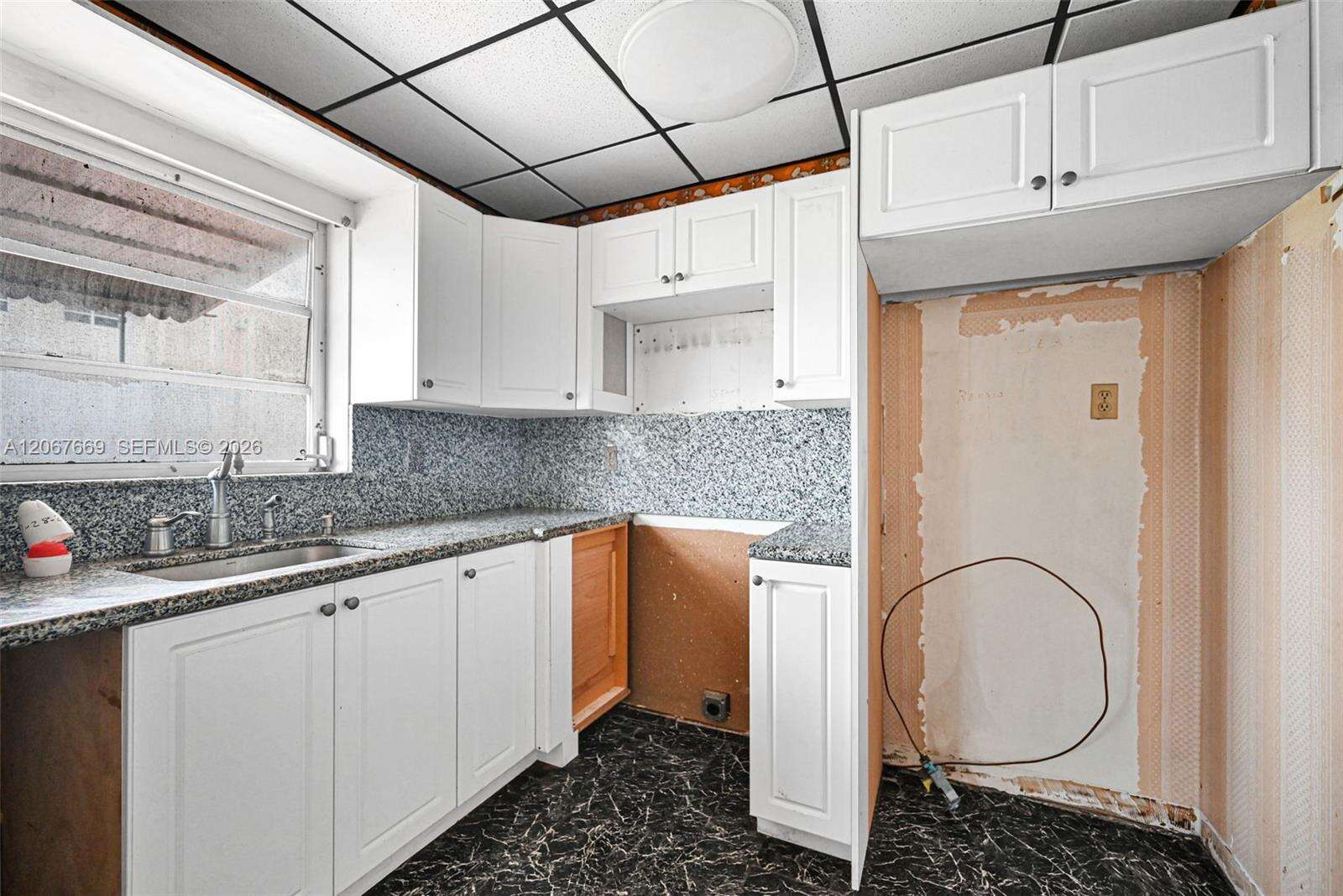 Beverly Hills Condo Number Eleven | Unit #R110 Unit #R110 | Picture 17