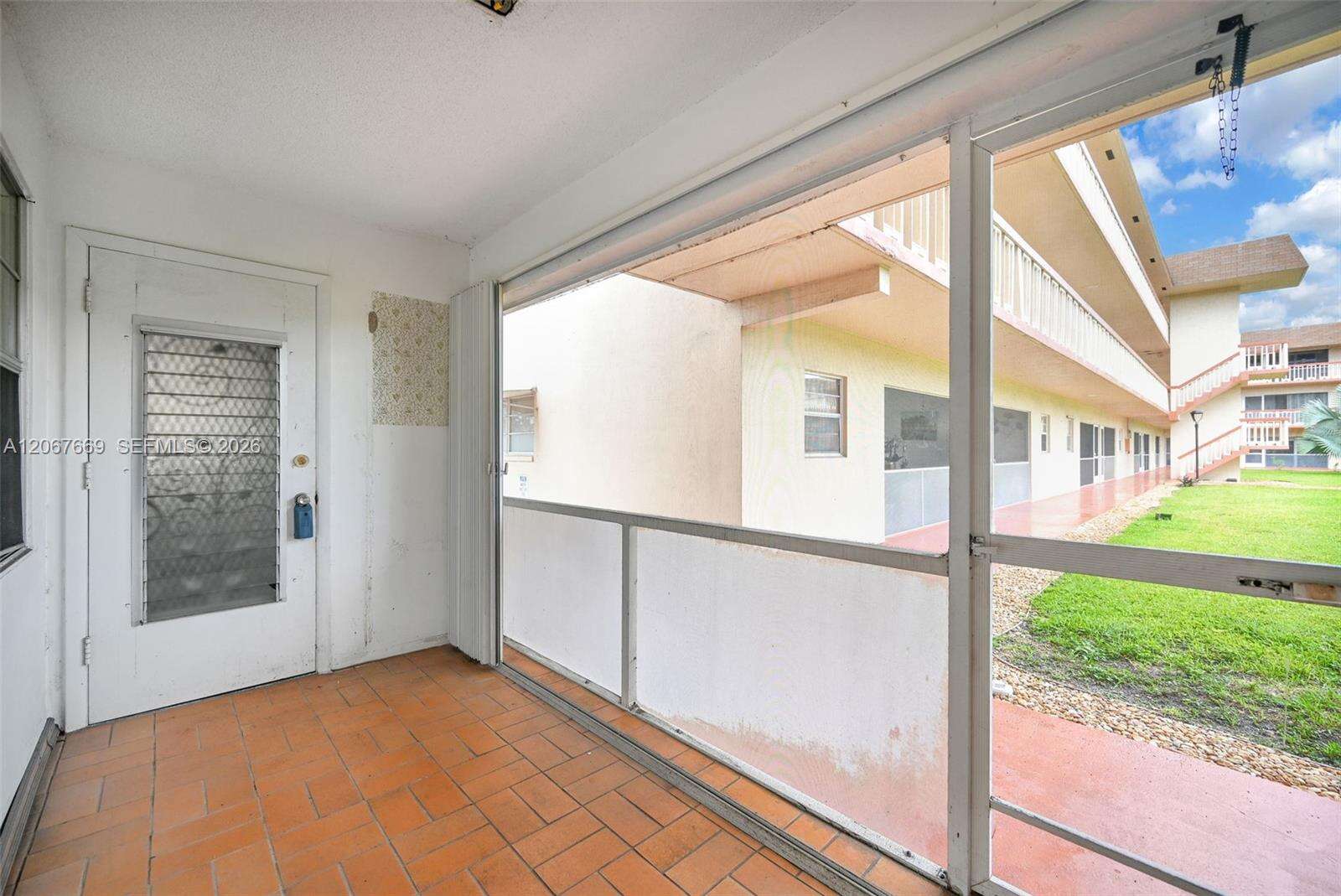 Beverly Hills Condo Number Eleven | Unit #R110 Unit #R110 | Picture 3