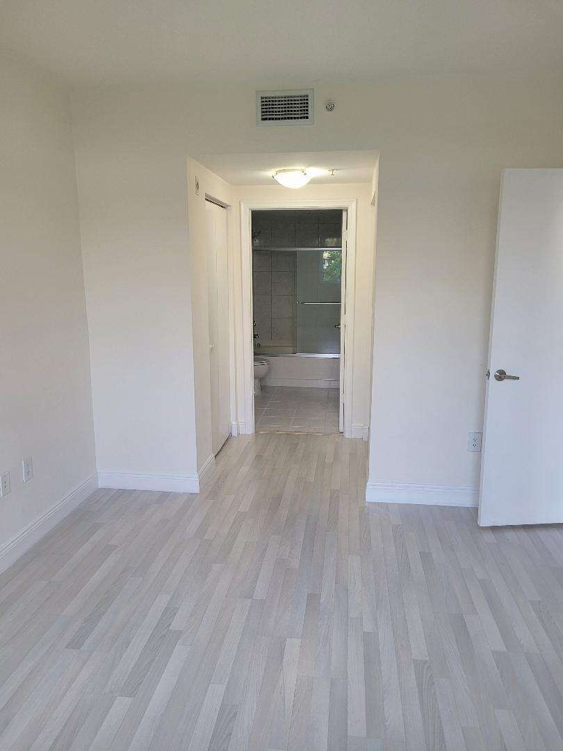 Venture At Aventura West | N/A N/A | Picture 5