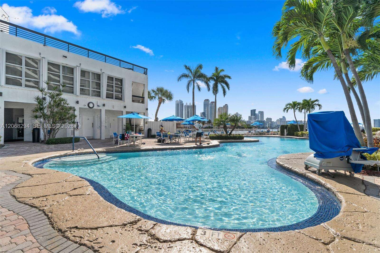 Mystic Pointe Condo No Three | Unit #807 Unit #807 | Picture 22