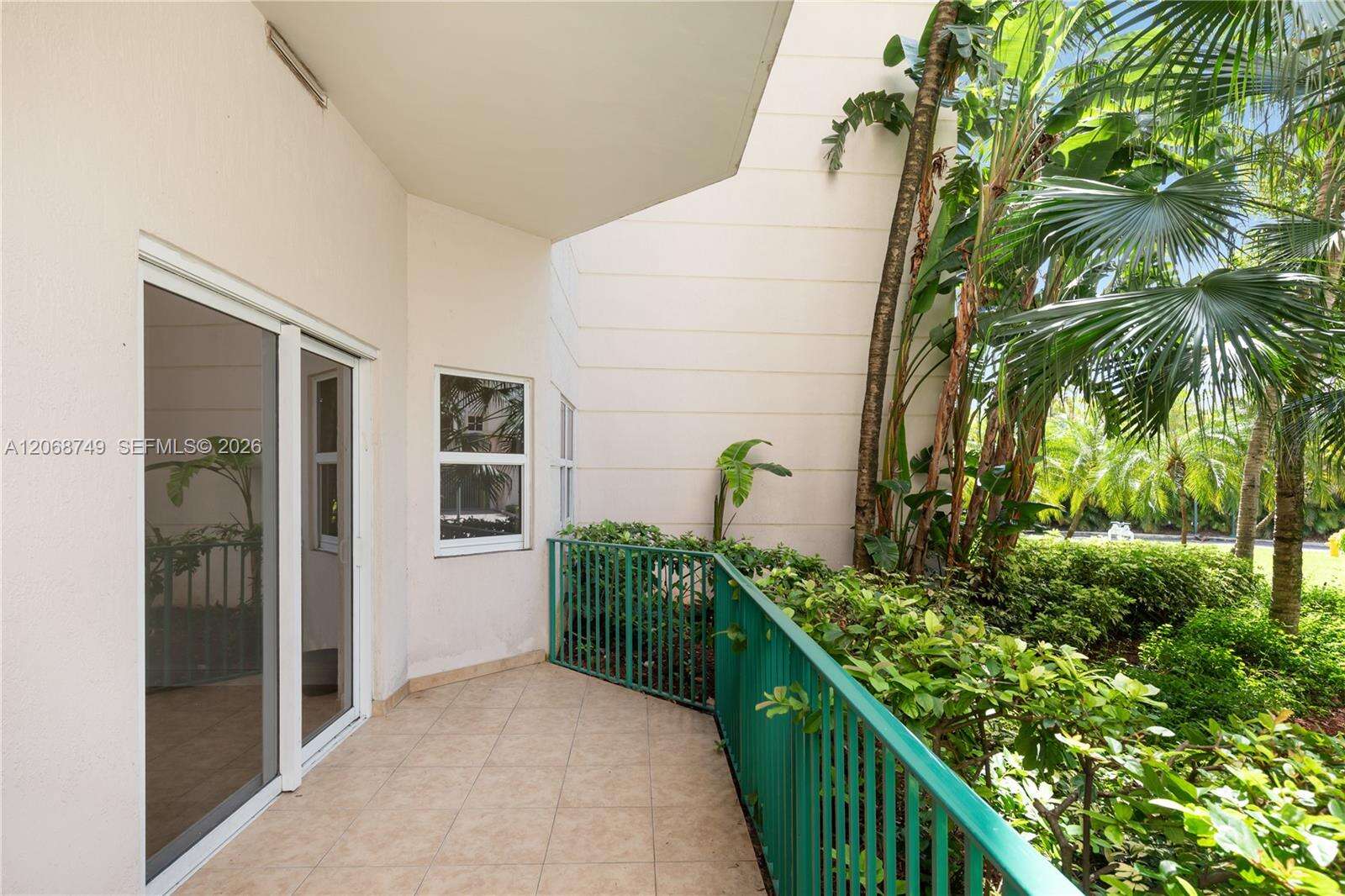 Turnberry Village So Tower | Unit #104 Unit #104 | Picture 12