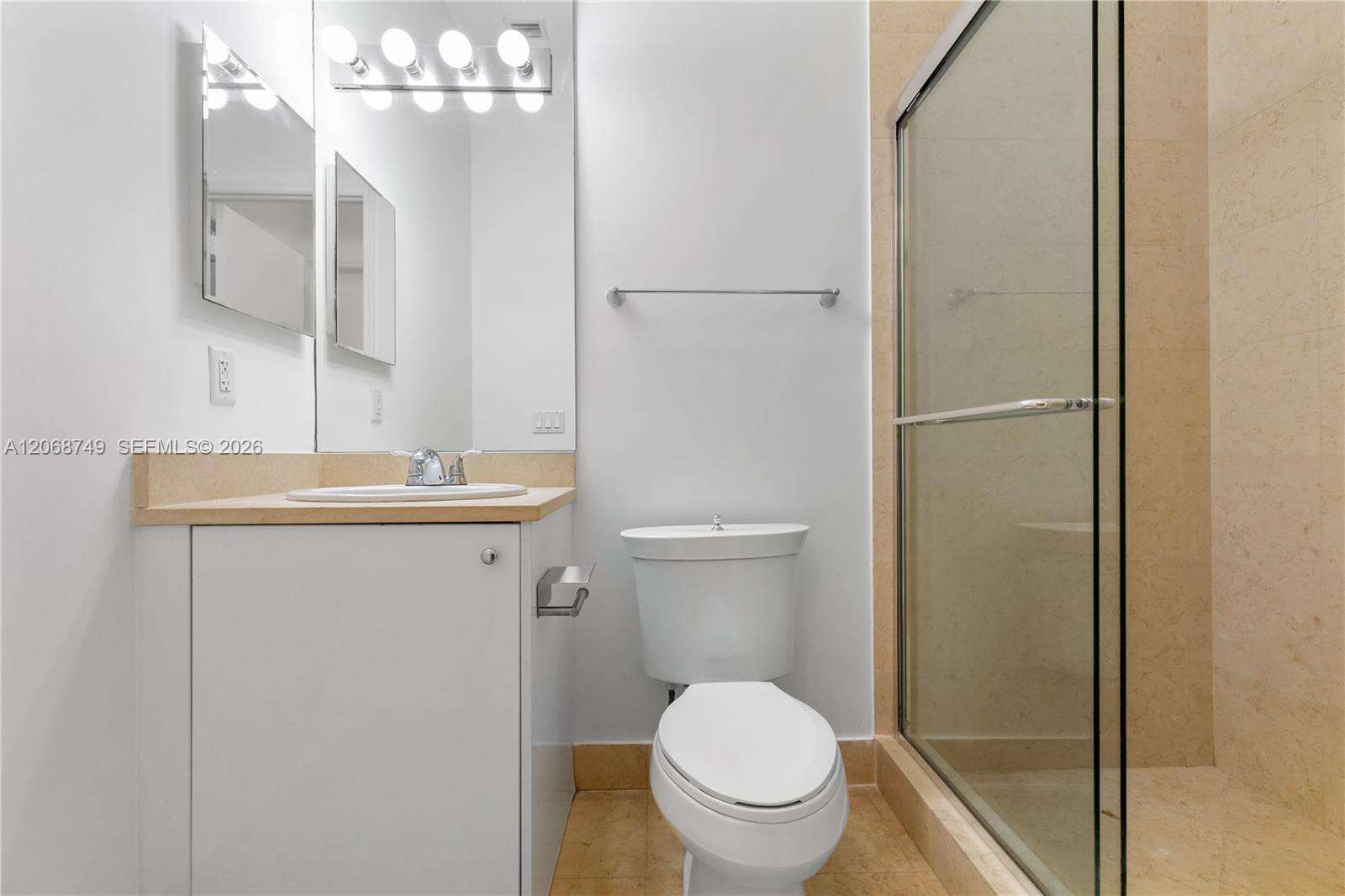 Turnberry Village So Tower | Unit #104 Unit #104 | Picture 16