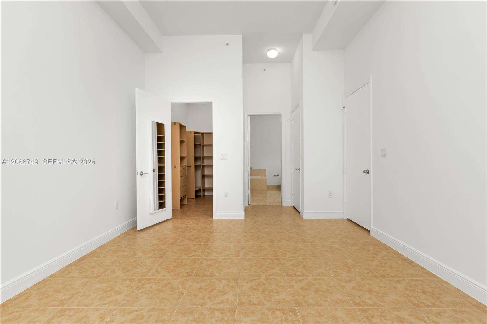 Turnberry Village So Tower | Unit #104 Unit #104 | Picture 23