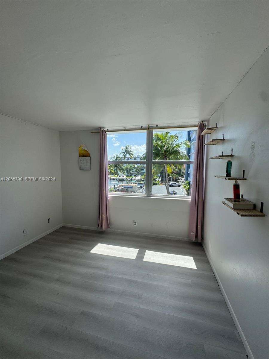 Reef South | Unit #3F Unit #3F | Picture 18