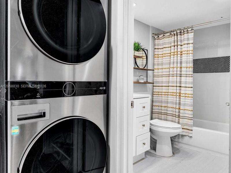 Buckingham East At Century Village Condominium I | Unit #208M Unit #208M | Picture 11