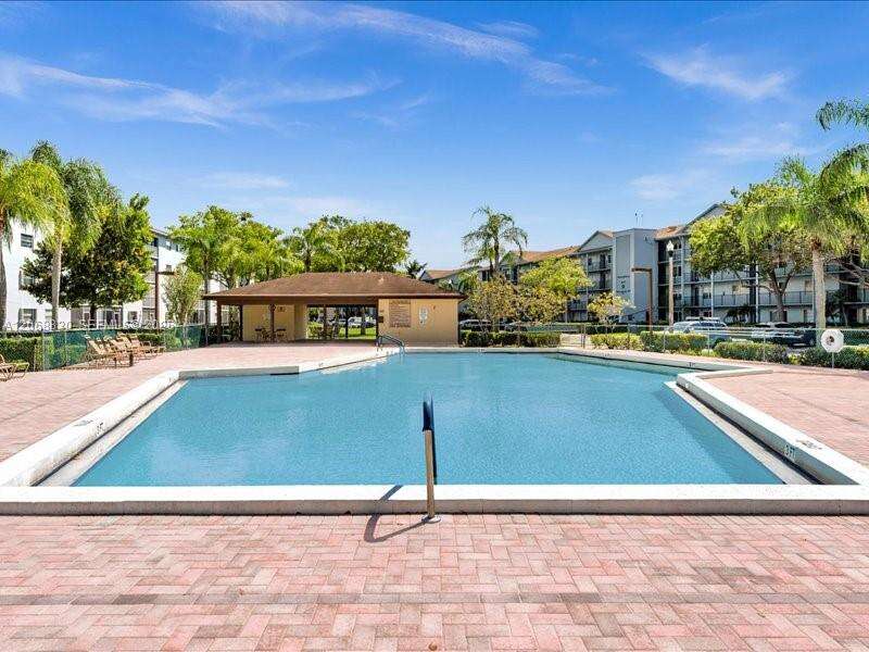 Buckingham East At Century Village Condominium I | Unit #208M Unit #208M | Picture 36