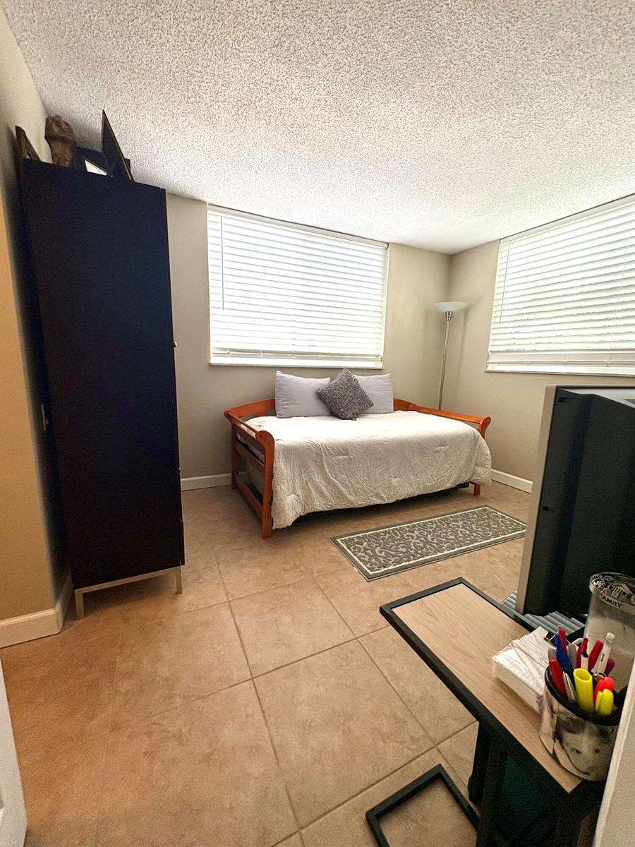 Lime Bay Condominium | N/A N/A | Picture 17