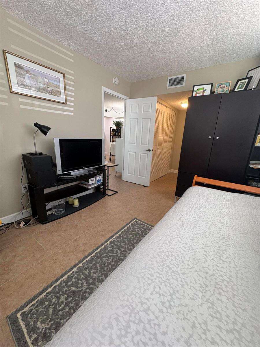 Lime Bay Condominium | N/A N/A | Picture 18