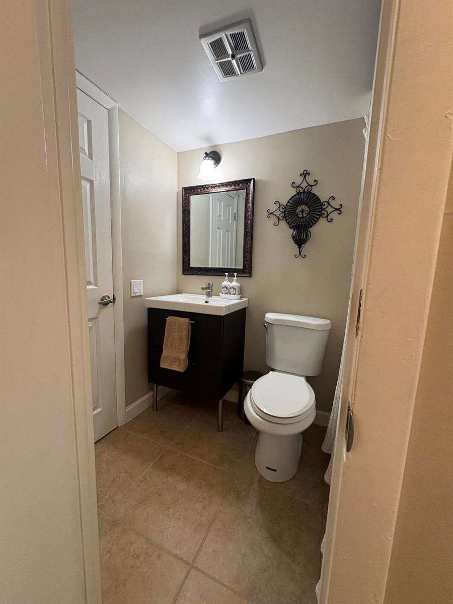 Lime Bay Condominium | N/A N/A | Picture 21