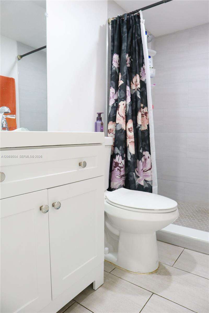 Towers Of Kendale Lakes | Unit #310A Unit #310A | Picture 29
