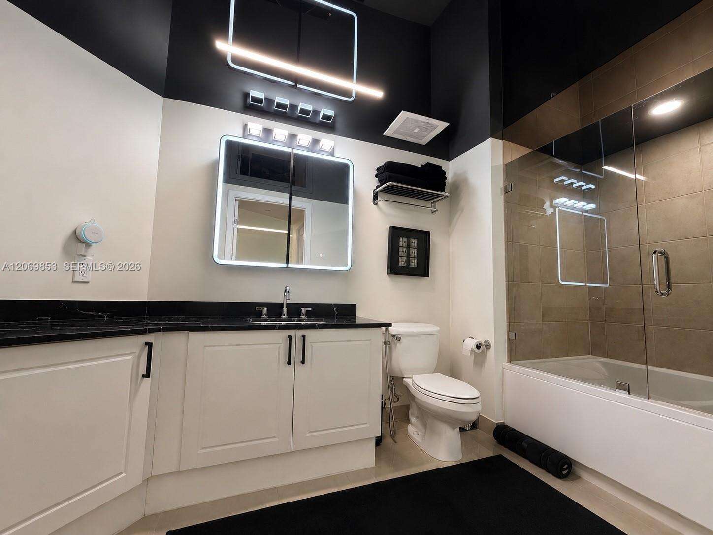 Turnberry On The Green | Unit #1004 Unit #1004 | Picture 13