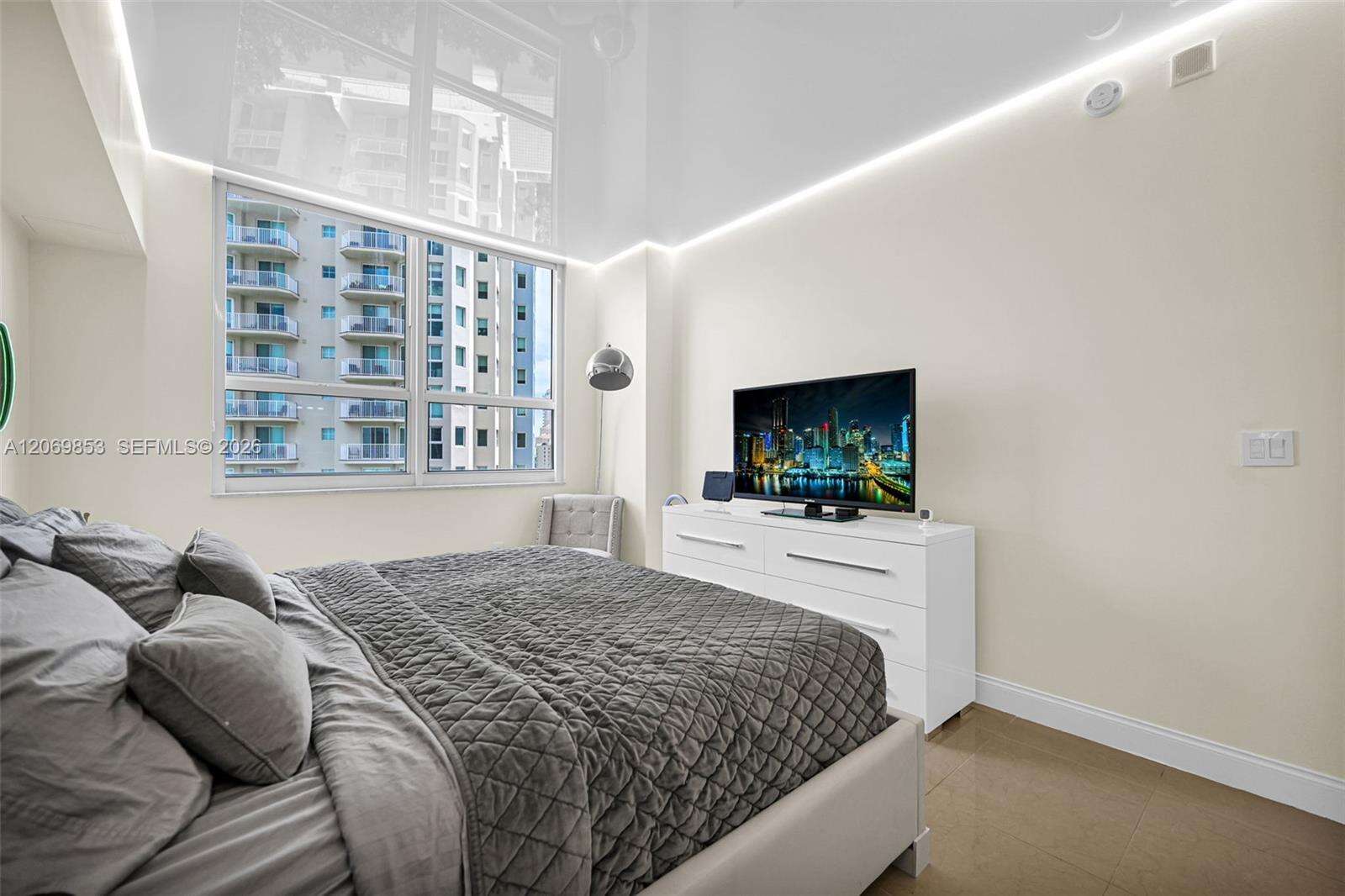 Turnberry On The Green | Unit #1004 Unit #1004 | Picture 27