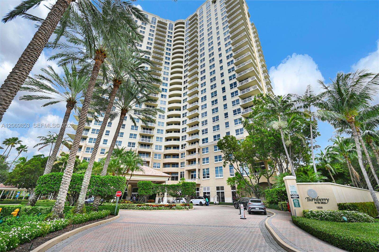 Turnberry On The Green | Unit #1004 Unit #1004 | Picture 43