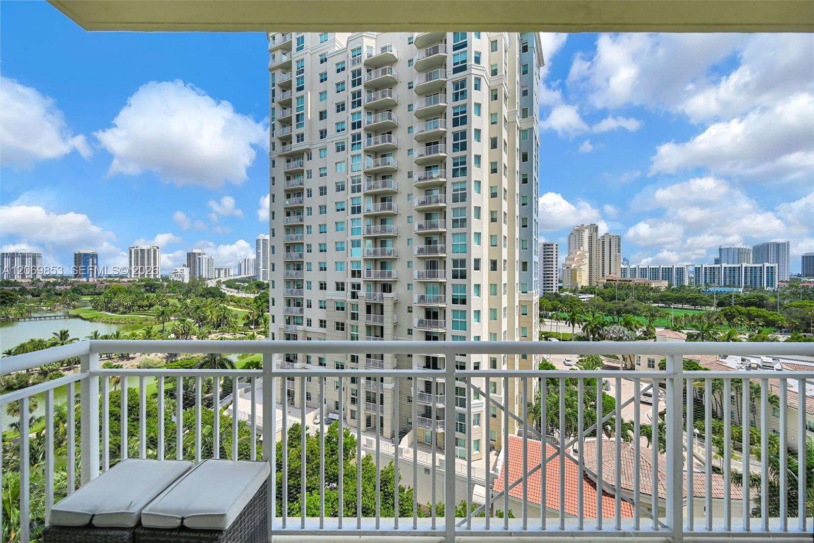 Turnberry On The Green | Unit #1004 Unit #1004 | Picture 49