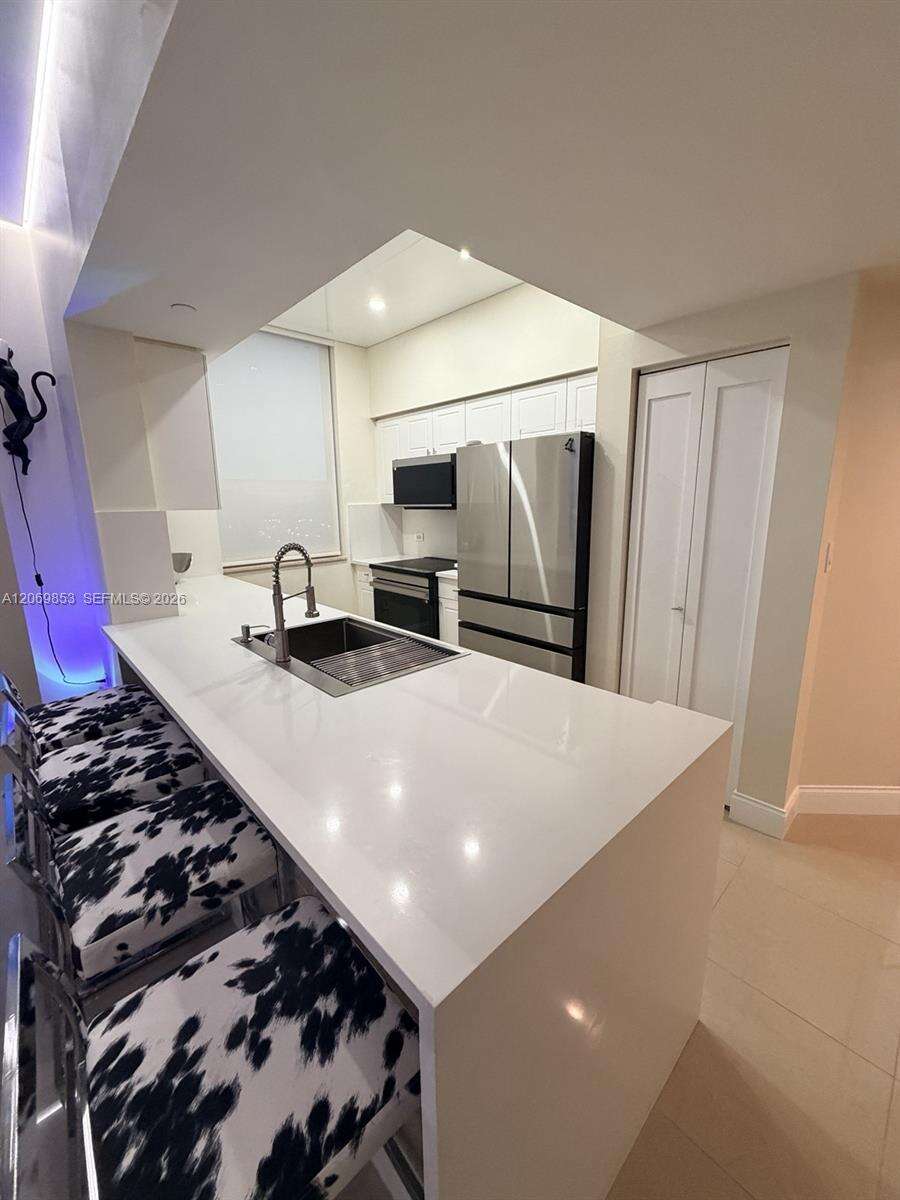 Turnberry On The Green | Unit #1004 Unit #1004 | Picture 6