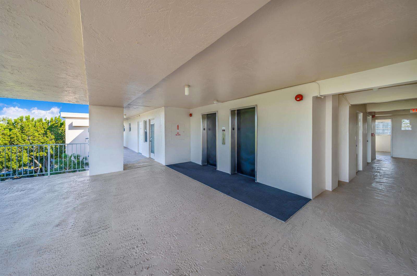 No 31 Palm Aire Country Club Apts | Unit #609 Unit #609 | Picture 14