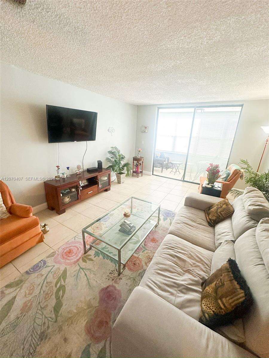 Somerset At Lauderdale Lakes | Unit #400K Unit #400K | Picture 2