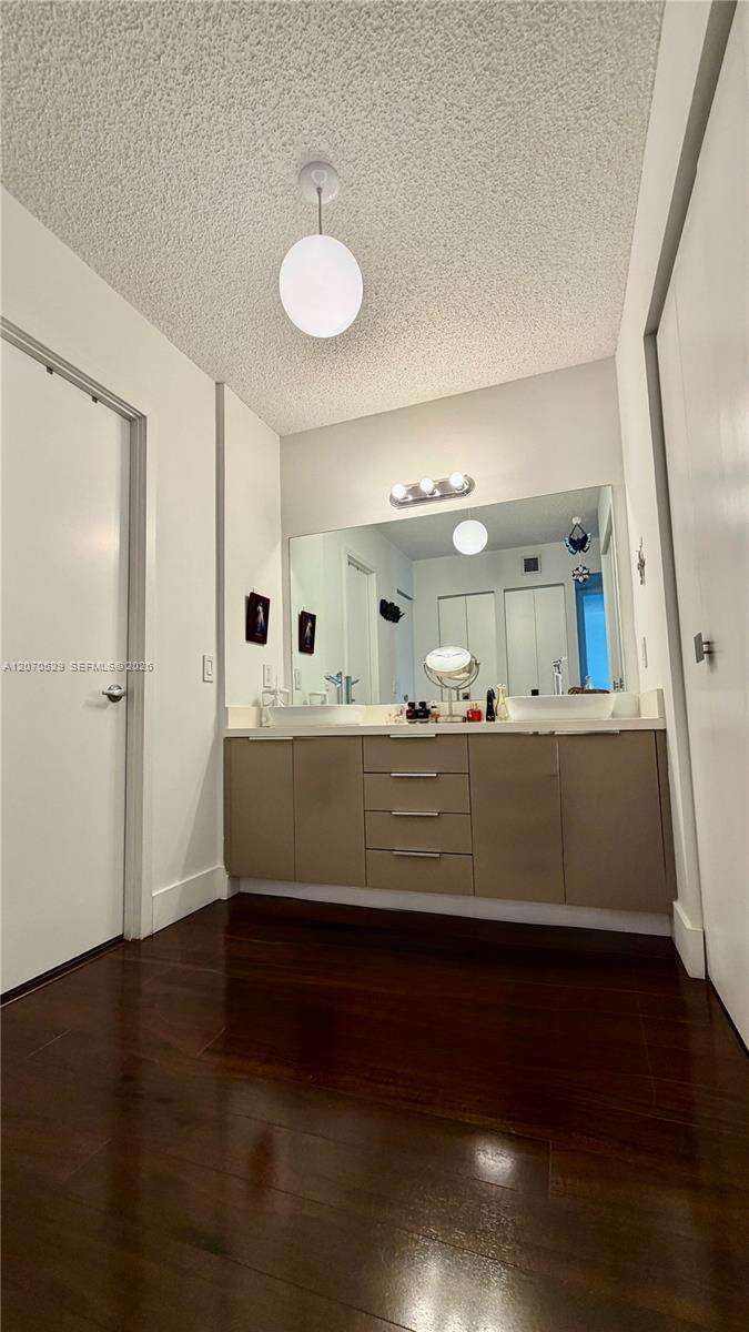 Flamenco Condo Tower I | Unit #304 Unit #304 | Picture 18