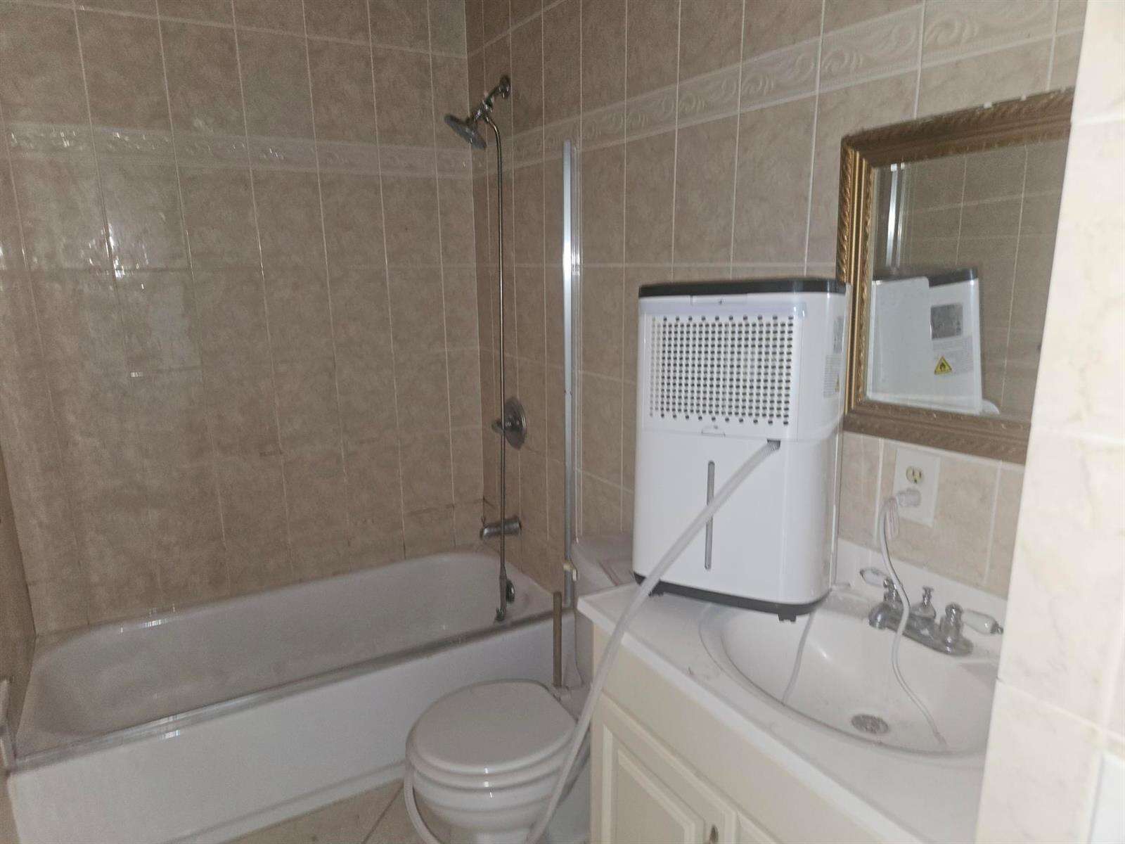 Townhomes Of Oriole Ii Nly 22 Of S 132 58 Of The Fol A Pt Of Par 1 Of Oriole Golf Tennis Club Sec 4 | Unit #F Unit #F | Picture 13